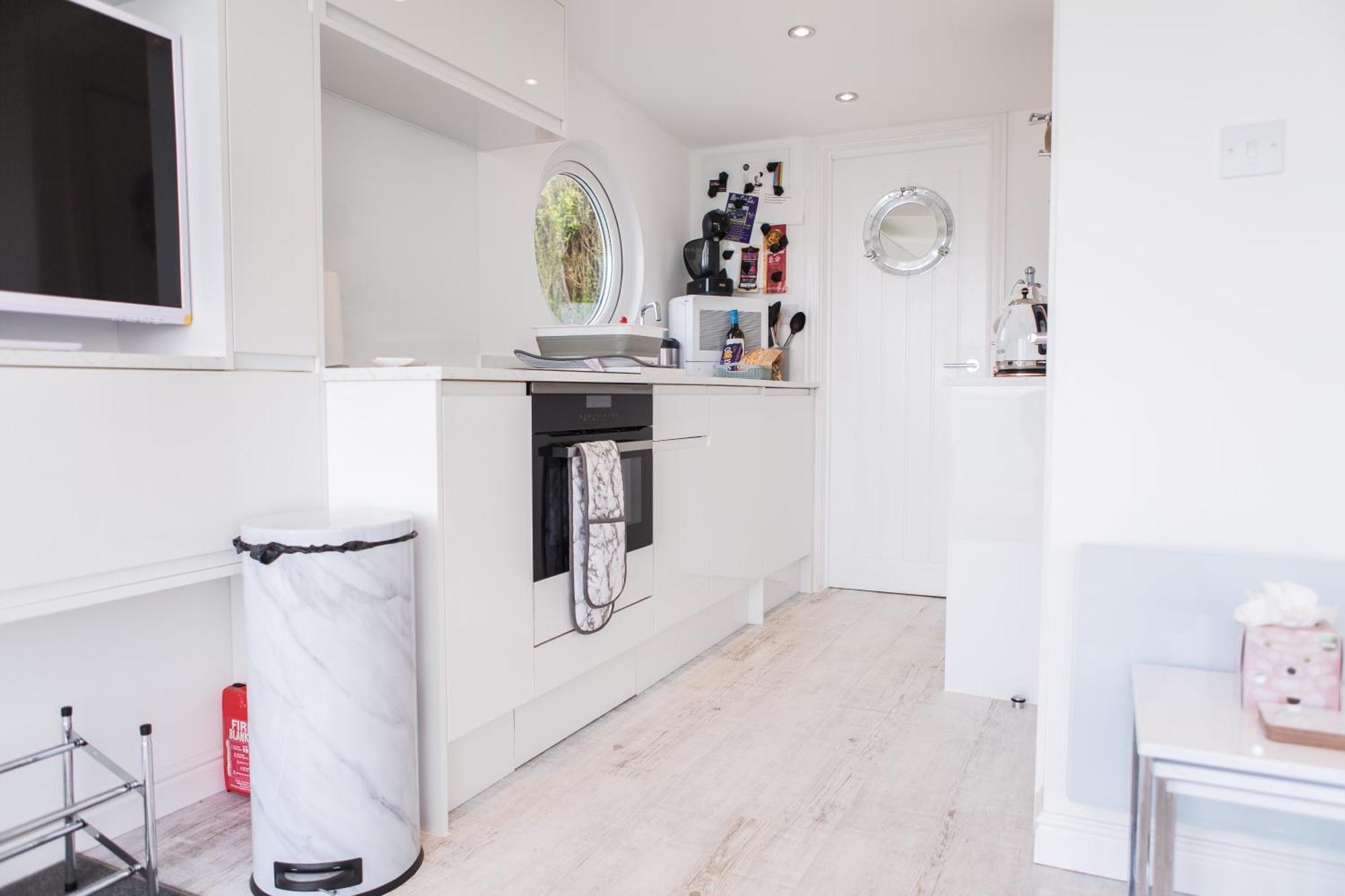 2 Bedroom Chalet With Sea Views Plymouth Buitenkant foto